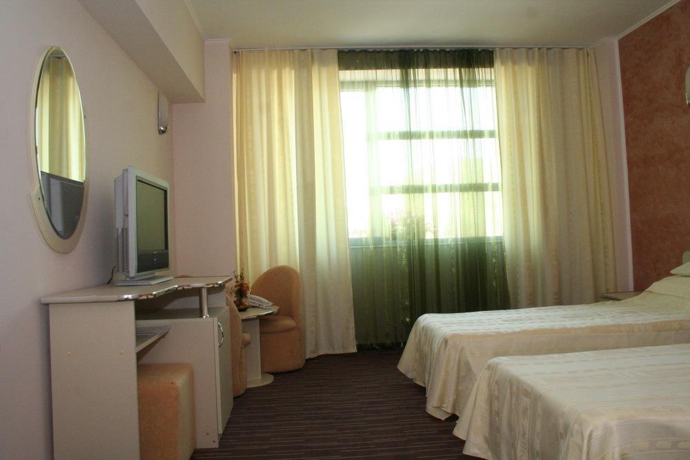Hotel Zytto By Razvan Rat Slatina (Olt) Quarto foto